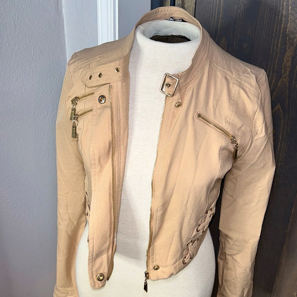 Light Zip up jacket - Picture 6 of 9